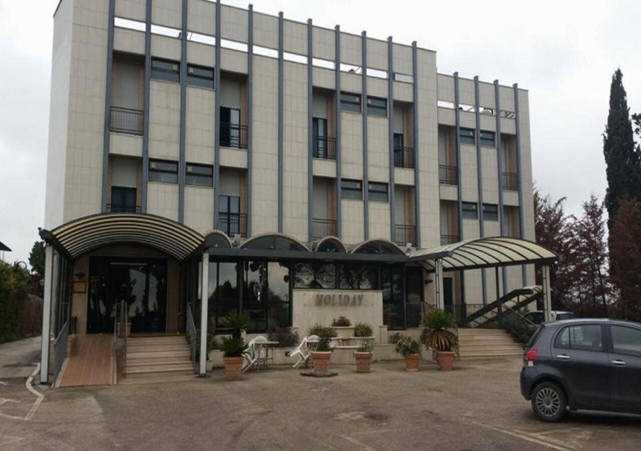 Hotel Holiday Foggia Exterior photo